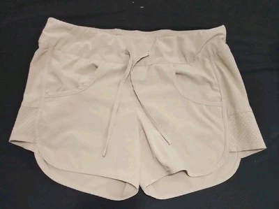 Womens Magellan Outdoors Fish Gear Water Repellent Hiking Athletic Shorts M - Image 1 of 4