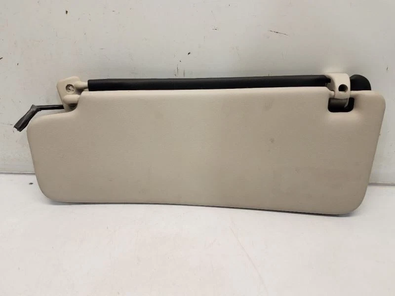 2000 Saab 9-5 (Sedan) Passenger Right Sun Visor W/ Illuminate *Tan/Blk* - Image 1 of 4