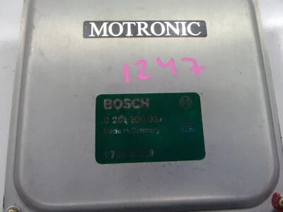 Компьютер двигателя BMW 325e 2,7 л ECU DME E30 84-92 OEM 0 261 200 027 - Изображение 1 из 4