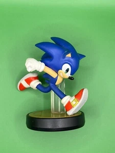 Sonic The Hedgehog Amiibo (Super Smash Bros Wii U/ Ultimate) Used - Picture 1 of 12