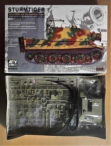 AFV CLUB AF48006 - STURMTIGER 38cm RW61 auf STURMMÖRSER TIGER - 1/48 PLASTIC KIT - Foto 1 di 1
