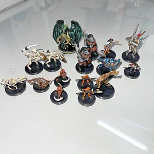 Dungeons & Dragons D&D 2004 Basic Game 16 miniatures Black Dragon orc skeleton 2 - Picture 1 of 1