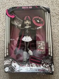 π¦ Reel Drama Draculaura Doll Monster High π¦ New and Sealed - IN HAND - Picture 1 of 5