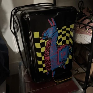 Fortnite 6 Can Mini Fridge Llama Compact LED Lighting Thermoelectric Cooling NEW - Picture 1 of 1