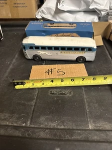 MUY BONITO AUTOBÚS TURÍSTICO VINTAGE AÑOS 40 ERTL TOY CO. LÍNEAS GALGO DE ALUMINIO CON CAJA - Imagen 1 de 24