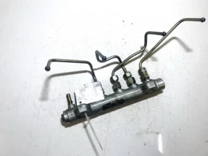 Renault Laguna 2002 Fuel injector rail (injectors)(Fuel distributo #167527-02 - Picture 1 of 2
