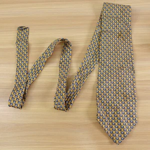 Yellow Mens Neck Tie Frog Animal Motif pattern Classic Basic PETERBOROUGH ROW - Picture 1 of 11