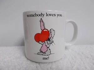 Taza de té de café de colección Russ Berrie Somebody Loves You Me Bunny día de San Valentín - Imagen 1 de 6