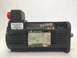 SERVOMOTOR ALLEN BRADLEY 1326AB-B410G-M2L 5000 RPM 2,44 AMPERIOS SERIE B 460V 3 PH - Imagen 1 de 7