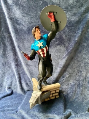 Captain America James Bucky Barnes Premium Format Figure Sideshow 423/550 - Photo 1/4