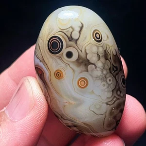 TOP 46G Natural Polished Silk Banded Lace Agate Crystal Stone Madagascar L6302 - Picture 1 of 9