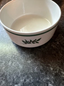 Nikko Christmas Time Decor Fine Tableware Nut Bowl - Picture 1 of 5