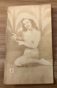 1930s Miracle Fotos Pic-Tease "The Fingers Game" Hollywood Cutie Nude #6 - RARE! - Picture 1 of 2