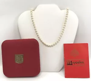 "Collar de perlas vintage Majorica España con caja original y broche de plata 800; 24" - Imagen 1 de 12