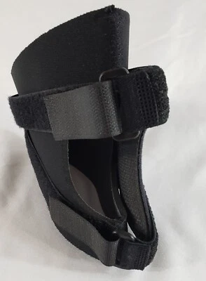 Corflex 6" Knee-O-Trakker Sin Bisagra CAJA ABIERTA Tamaño Grande Negro Cierre de Gancho y Lazo Foto 1 de 4