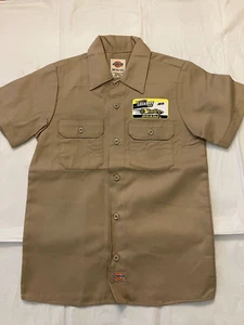 NEW DICKIES Hot Wheels Legends Tour 2019 short sleeve shirt YOUTH MEDIUM (10-12) - Picture 1 of 3