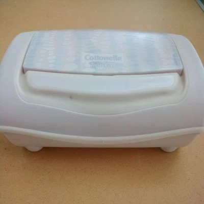 Toallitas húmedas frescas Cottonelle recargables para bañera emergente contenedor rígido vacío Foto 1 de 4