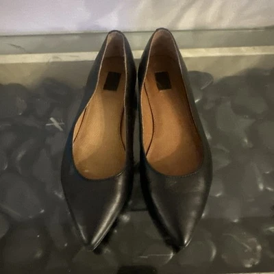 Zapatos sin cordones planos de cuero Frye Sienna, talla 6,5, negros Foto 1 de 4