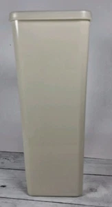 Contenedor de almacenamiento vintage Tupperware Cracker Keeper 1696-3 con bandeja y tapa Velveeta - Imagen 1 de 12