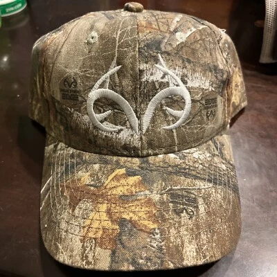 REALTREE Camo Patterns w/ ANTLERS  Max5 Snow APXtra  Xtra Green  Hunting Hat Cap - Image 1 of 3