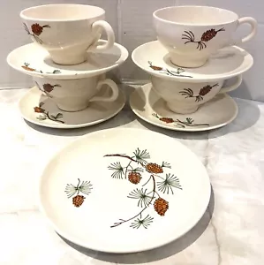4 VTG Stetson Marcrest Coffee Cups w/ Saucers - Misty Pine Cone Pattern+ BONUS - Picture 1 of 8