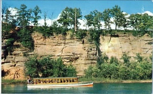 Cartolina Lower Dells Wisconsin River Wisconsin Dells Wisconsin P6730 non spedita - Foto 1 di 2