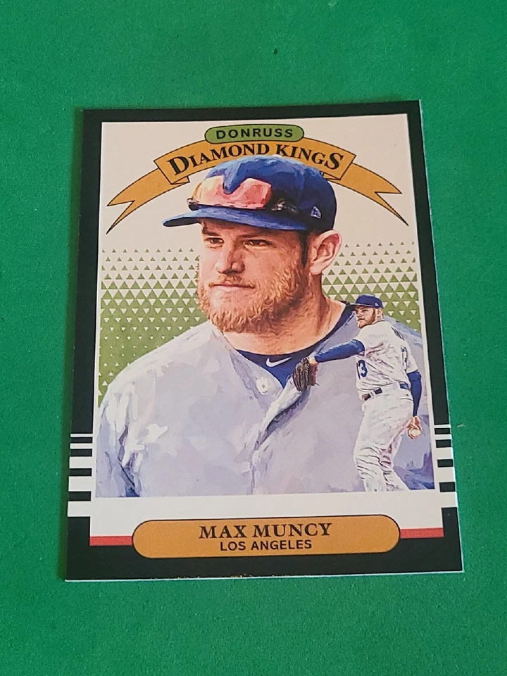2019 Max Muncy Panini Donruss Diamond Kings Insert #26 - Image 1 of 2