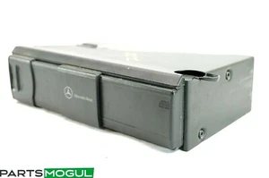03-06 W209 W220 Mercedes CLK500 S500 CD CHANGER 6 DISK PLAYER OEM - Picture 1 of 10