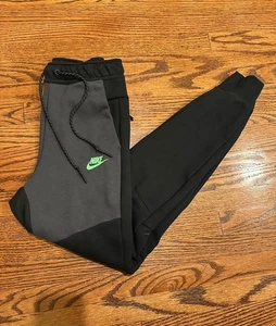 Pantalones de chándal Nike Sportswear Tech polar para hombre XS negros antracita verde HV0959-015 - Imagen 1 de 10