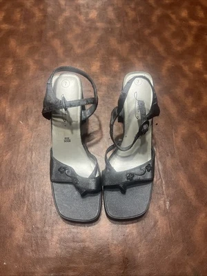 Tacones para mujer Fioni gris carbón talla 7 Foto 1 de 4