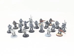 Cadian Shock Troops (Old Models) - Picture 1 of 2