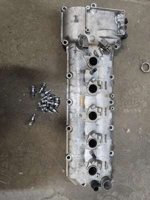 2006-2010 BMW M5 M6 S85 Left Engine Valve Cover 11127891022 OEM Used - Image 1 of 4