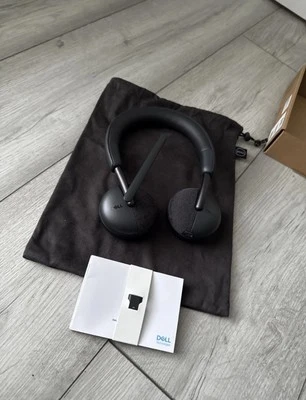 Dell WL3024 Wireless Headset with Noise Cancellation Microsoft Teams Certified - Image 1 of 4