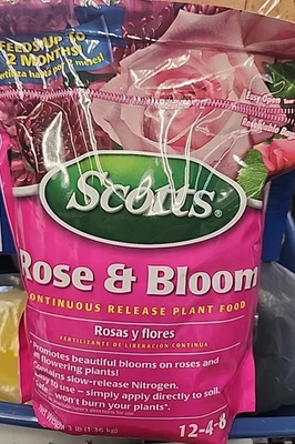 Scotts 12-4-8/3 lb. Alimento/alimentación vegetal de liberación continua Rose & Bloom hasta 2 meses Foto 1 de 4