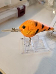VINTAGE DEEP DIVING CRANKBAIT FISHING LURE - Picture 1 of 7
