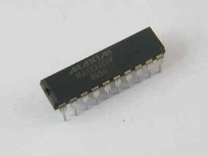 CIRCUITO INTEGRATO MAX233CPP MAXIM DIL20 - Imagen 1 de 1