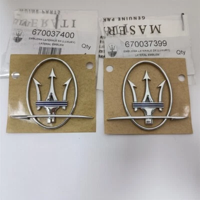 ✪Maserati Quattroporte Ghibli Tridente lado derecho con emblema azul conjunto OEM Foto 1 de 3