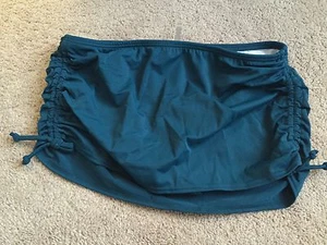 New Victoria Secret Skort Swim Bottom Size Small - Picture 1 of 7
