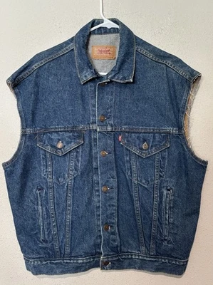 VTG Levi's Sleeveless Denim Trucker Vest Jacket 70507-0218 Made in USA Men's M - Image 1 of 4