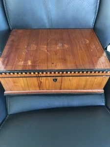 Großer antiker Nähkasten aus Holz - EOx n5 - Bild 1 von 11