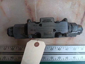 UCHIDA REXROTH 4WE6W-60M0/AG24NPS DIRECTIONAL VALVE - Picture 1 of 7