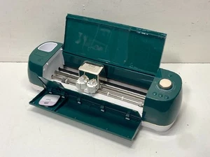 Cricut Explore Air 2 Machine - Photo 1/8