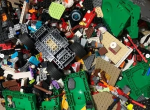 LEGO Assorted Bulk Lot of 2 Pounds Bricks Parts and Pieces Grab Bag Sorted - Picture 1 of 1