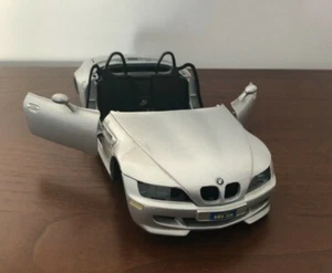 Carrocería y chasis. BMW Z3 M Rodaster Bburago 1:18. Piezas o Diorama - Imagen 1 de 10