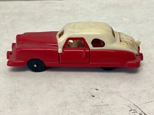 Vintage Renwal Plastic Sedan 6.5 inches long - Picture 1 of 7