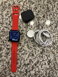 Apple Watch Series 10 GPS 42mm Negro con Banda Roja (Banda no Apple) ENVÍO GRATUITO - Imagen 1 de 7