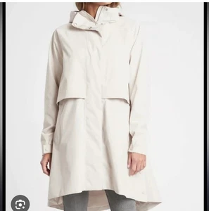 Athleta Edgewater Rainout Raincoat Hooded Parka Beige Cream Size Small - Picture 1 of 16