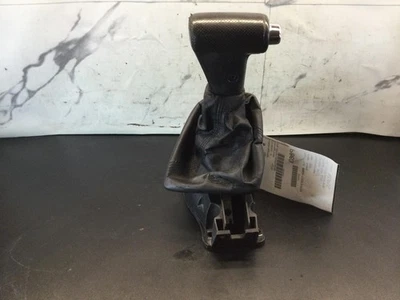 06 07 08 09 10 Palanca de cambios de piso HUMMER H3 solo con bota y moldura Foto 1 de 4