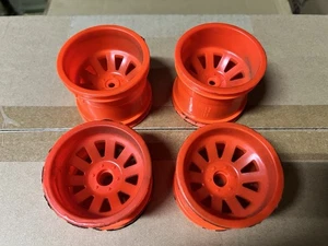 Used Vintage RC Car Tamiya Stadium Blitzer Beetle Orange Wheel Set 19335134 - Picture 1 of 9