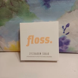 FLOSS Eyeshadow Squad Quad Palette in Just Peachy. 4 Farbtöne. 6,8 g. - Bild 1 von 4